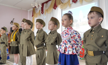 Конкурс патриотической песни среди дошколят